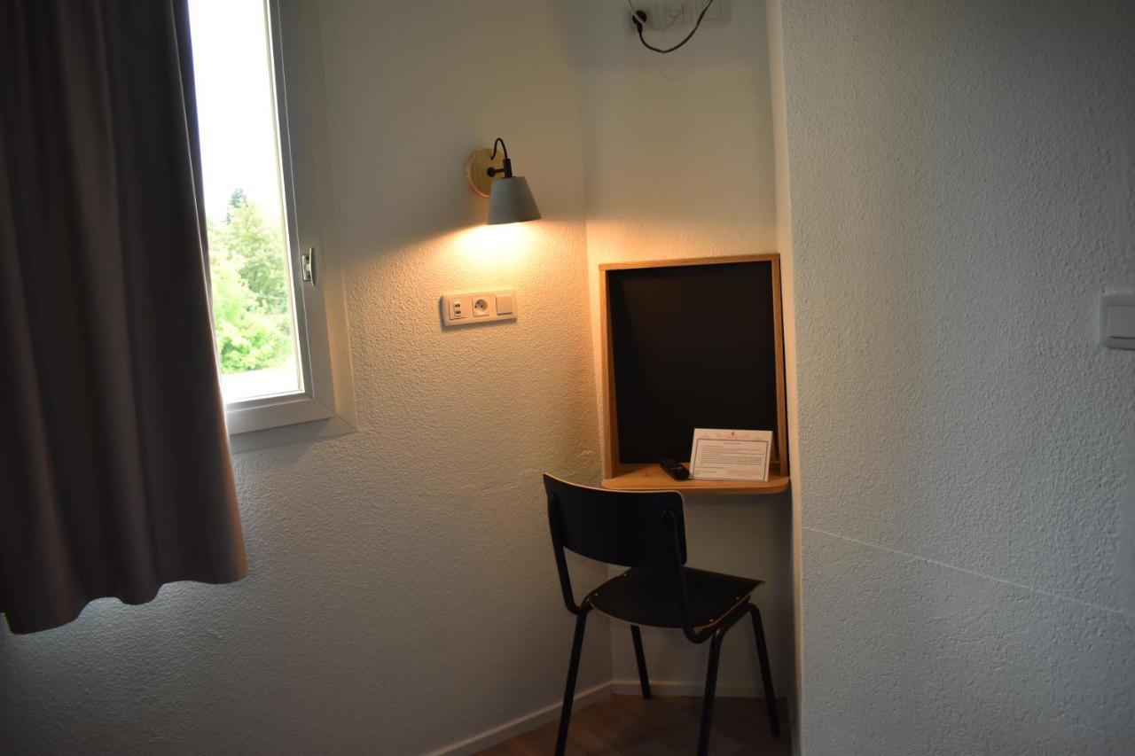 Cat'Hotel Bourg-de-Peage Exterior photo